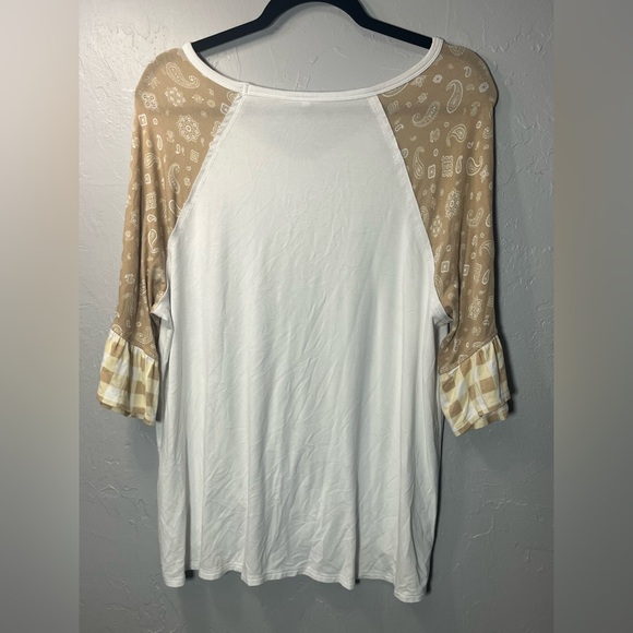 Cato White Knit Top with Tan Paisley Raglan Sleeves Women's Large - Picture 2 of 5